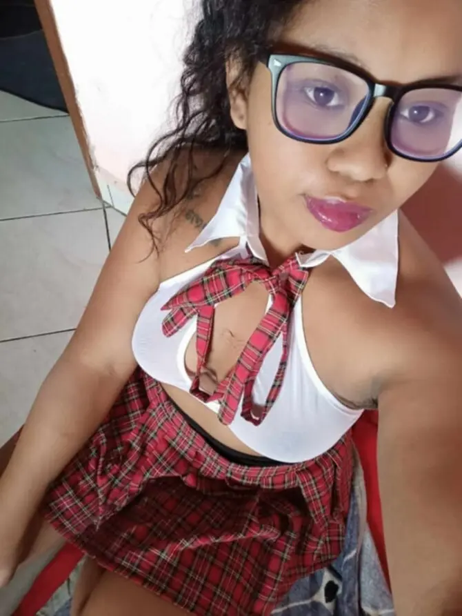 Zia en photo dialogue sexe 